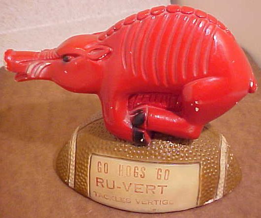 1960'S ARKANSAS RAZORBACK MASCOT STATUE