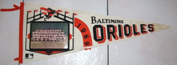 1969 BALTIMORE ORIOLES PICTURE  BASEBALL PENNANT