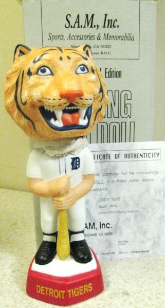 SAMS 1998 DETROIT TIGERS MASCOT BOBBLE HEAD 