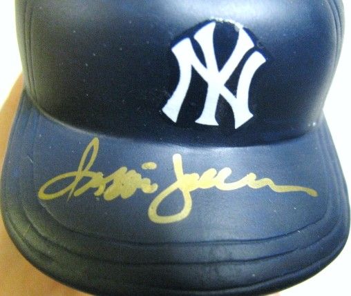 SAMS 1992 REGGIE JACKSON AUTOGRAPH NY YANKEES BOBBLE HEAD W/JSA COA