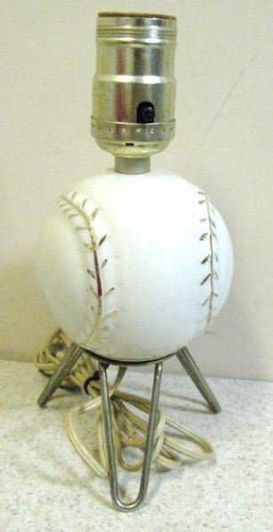 40'S CLEVELAND INDIANS BASEBALL LAMP