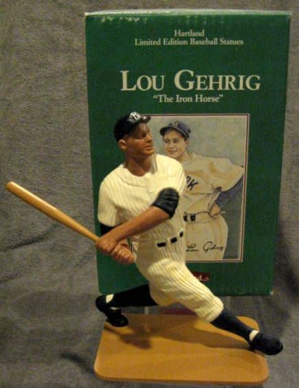 1990 LOU GEHRIG HARTLAND STATUE w/BOX