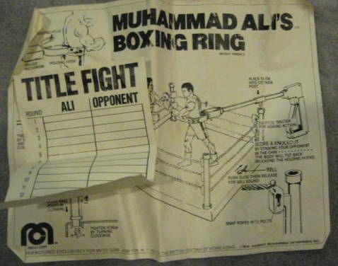 1976 MUHAMMAD ALI's BOXING RING w/DOLLS