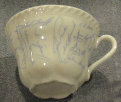 1959 BALTIMORE COLTS WORLD CHAMPION CUP & SAUCER - w/FACSIMILE AUTOGRAPHS