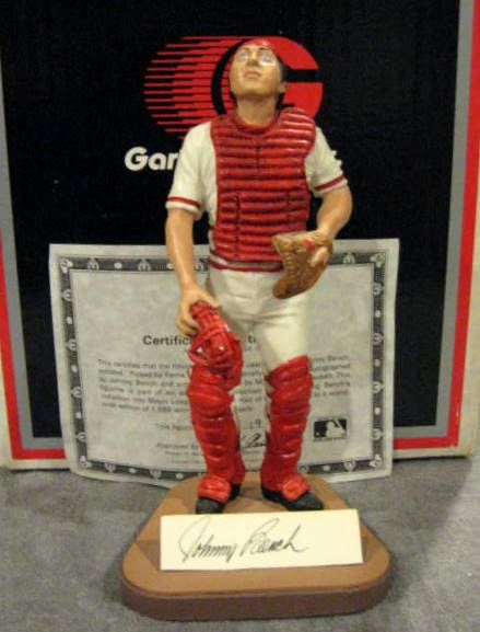 1989 JOHNNY BENCH SIGNED GARTLAN STATUE w/BOX & COA