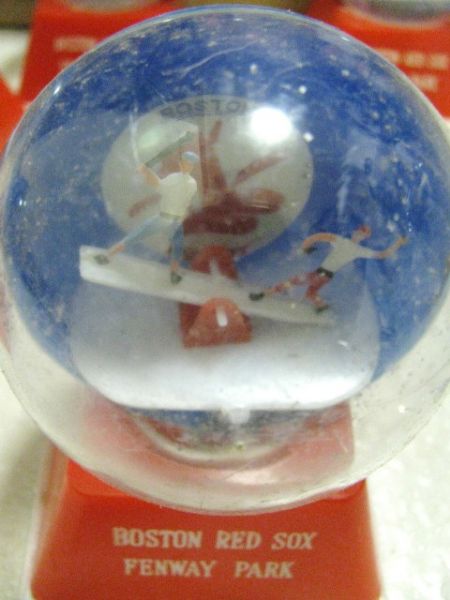 60's/70's BOSTON RED SOX SNOW GLOBES (6)