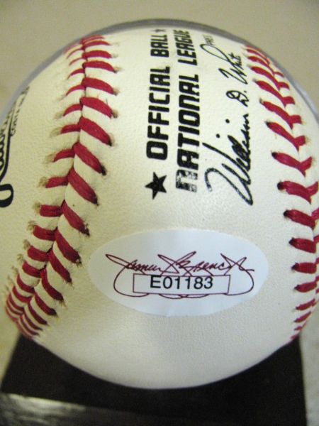 GAYLORD PERRY SIGNED BASEBALL w/JSA COA