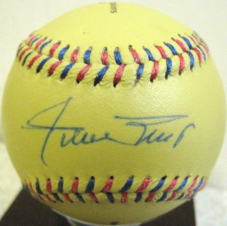 WILLIE MAYS SIGNED 1954 N.Y. GIANTS COMMEMORATIVE BASEBALL w/JSA COA