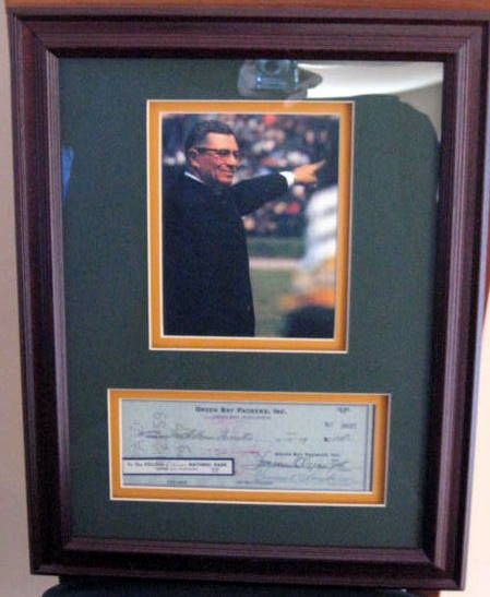 1959 VINCE LOMBARDI SIGNED GREEN BAY PACKERS CHECK - FRAMED