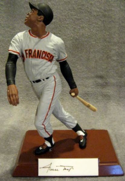 1993 WILLIE MAYS SIGNED SALVINO STATUE w/BOX