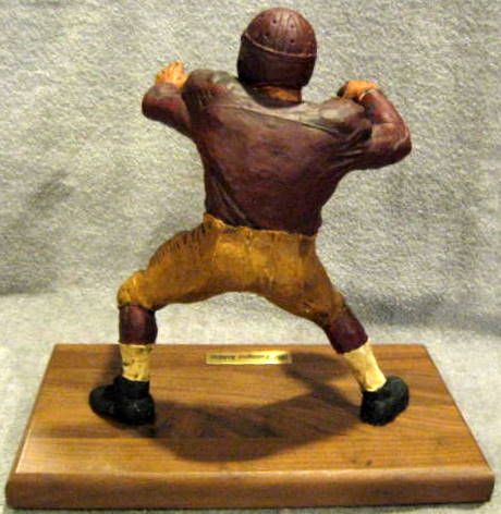 CONTEMPORARY 1933 WASHINGTON REDSKINS QB KAIL STATUE