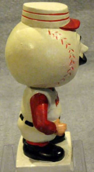 60's CINCINNATI REDS WHITE BASE BOBBING HEAD