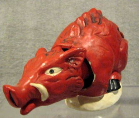 VINTAGE ARKANASAS RAZORBACKS NODDER / BOBBING HEAD