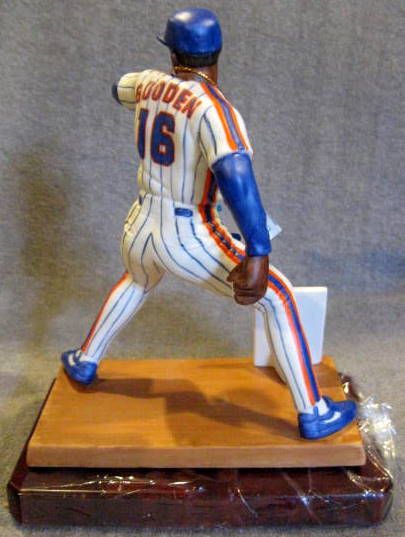 DWIGHT GOODEN L.E. STATUE w/BOX