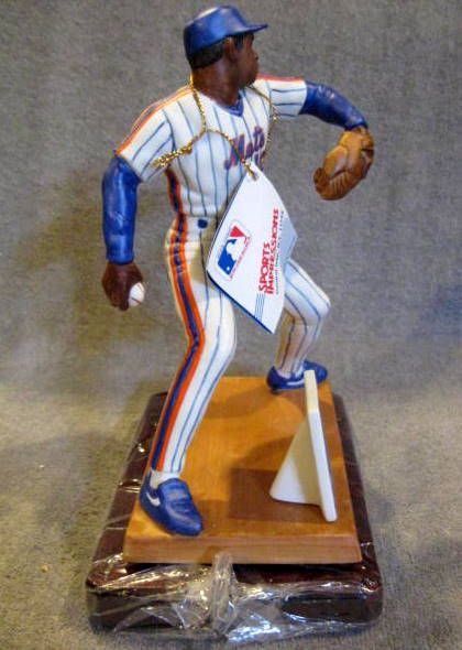 DWIGHT GOODEN L.E. STATUE w/BOX