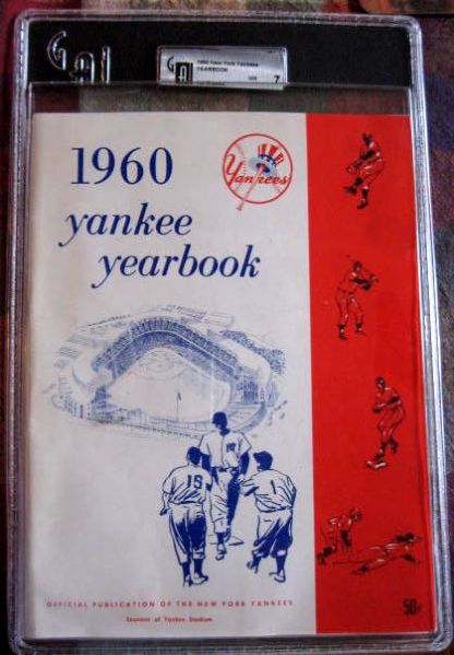 1960 NEW YORK YANKEES YEARBOOK - GRADED