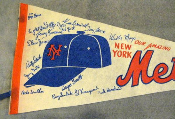 70's NEW YORK METS PENNANT w/MAYS