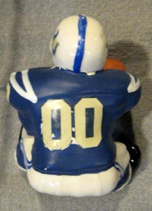60's BALTIMORE COLTS KAIL DOWN LINEMAN STATUE-