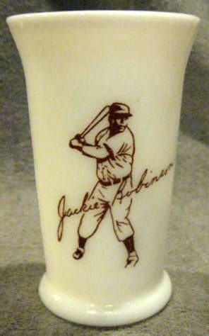 VINTAGE JACKIE ROBINSON GLASS