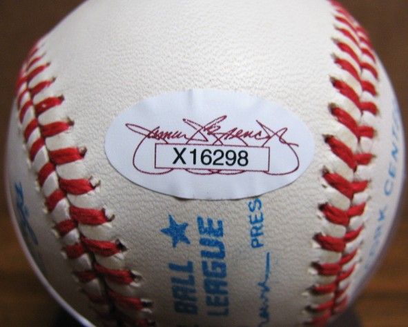 JOE DIMAGGIO SIGNED BASEBALL w/JSA LOA