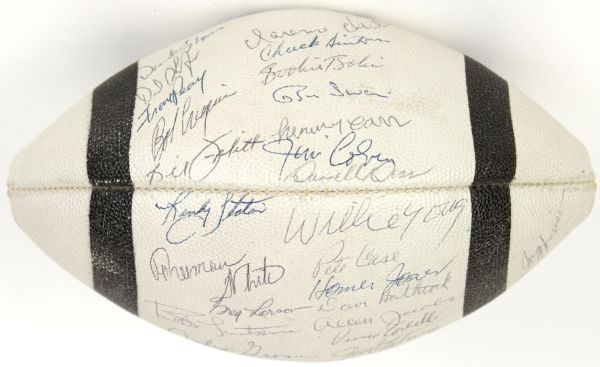 1967 NEW YORK GIANTS TEAM SIGNED FOOTBALL  w/JSA LOA 