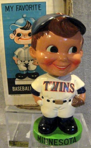 60's MINNESOTA TWINS 'GREEN BASE BOBBING HEAD w/BOX