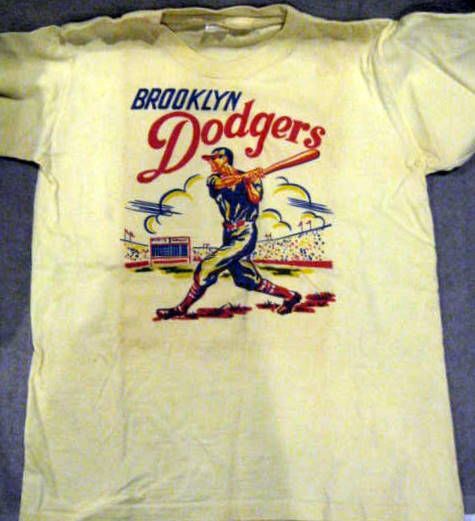 VINTAGE BROOKYLN DODGERS TEE SHIRT YELLOW