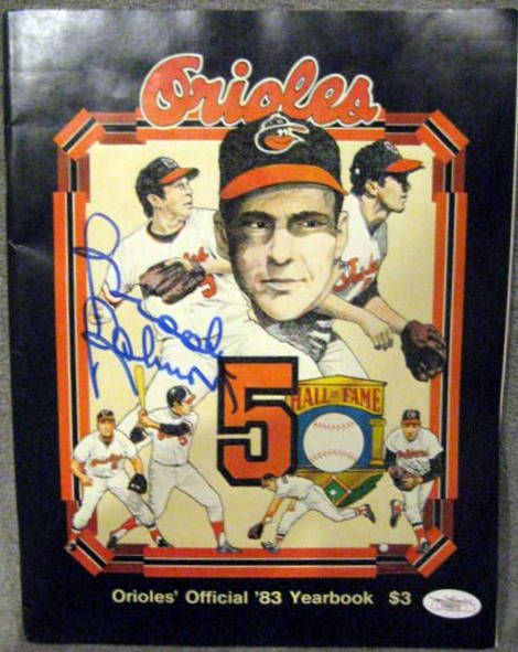 BROOKS ROBINSON SIGNED BALTIMORE ORIOLES YEARBOOK w/JSA COA