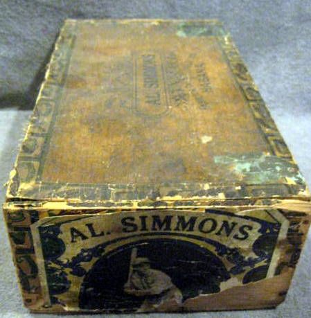 VINTAGE AL SIMMONS CIGAR BOX