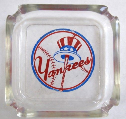 60's 70's NEW YORK YANKEES ASHTRAY