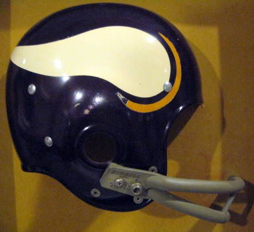 60's/70's  MINNESOTA VIKINGS RIDDELL HELMET PLAQUE