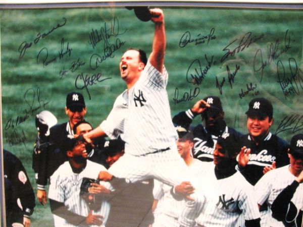 1998 NY YANKEES TEAM SIGNED PICTURE + DAVID WELLS PERFECT GAME BALL- w/STEINER LOA