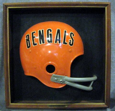 60's/70's CINCINNATI BENGALS RIDDELL HELMET PLAQUE