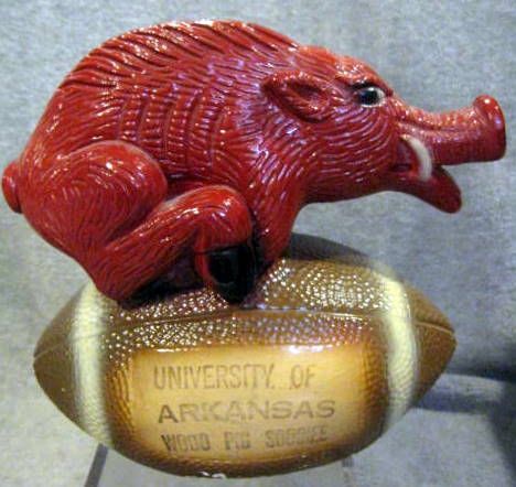 VINTAGE ARKANSAS RAZORBACKS MASCOT STATUE