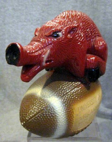 VINTAGE ARKANSAS RAZORBACKS MASCOT STATUE