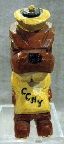 50's CCNY BEAVERS ANRI MASCOT STATUE