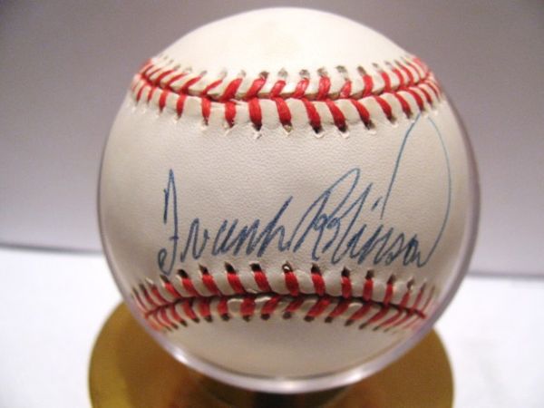 FRANK ROBINSON SIGNED BASEBALL w/JSA COA