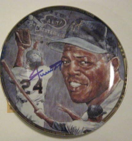 WILLIE MAYS SIGNED PLATE w/JSA COA