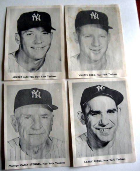 1958 NEW YORK YANKEES PHOTO PACK w/ENVELOPE