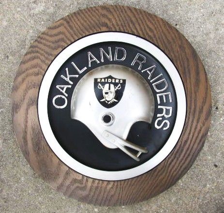 1970's OAKLAND RAIDERS ROUND HELMET WALL PLAQUE