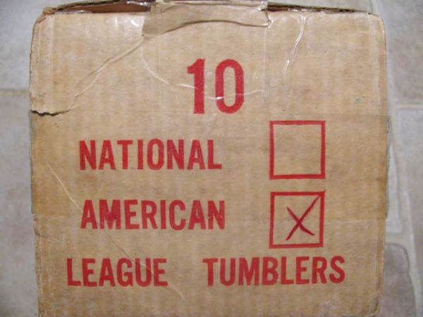 1960'S AMERICAN LEAGUE TUMBLERS SET OF 10 IN BOX