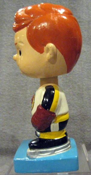 VINTAGE BOSTON BRUINS BOBBING HEAD