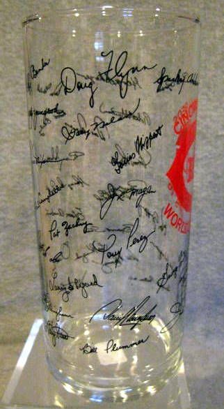 1976 CINCINNATI REDS WORLD CHAMPIONSHIP GLASS w/FACSIMILE AUTOGRAPHS