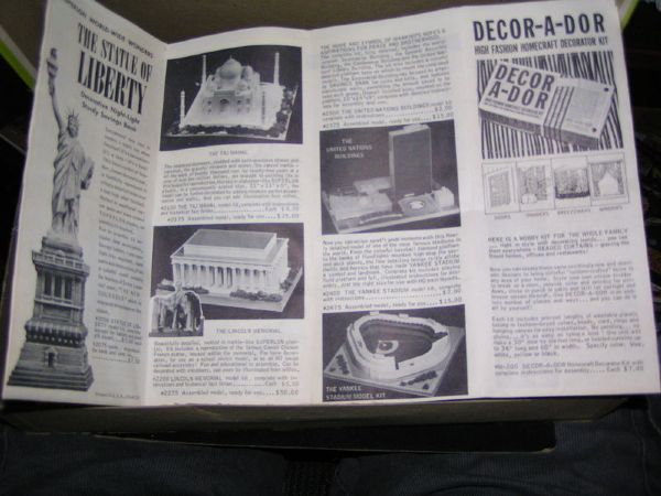 1964 YANKEE STADIUM MODEL KIT IN BOX