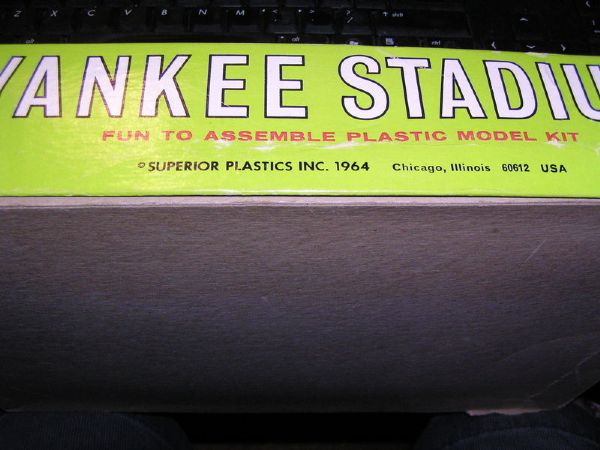 1964 YANKEE STADIUM MODEL KIT IN BOX