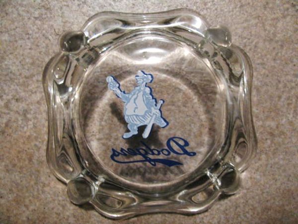1950'S BROOKLYN DODGERS  BASEBALL TEAM GLASS ASHTRAY