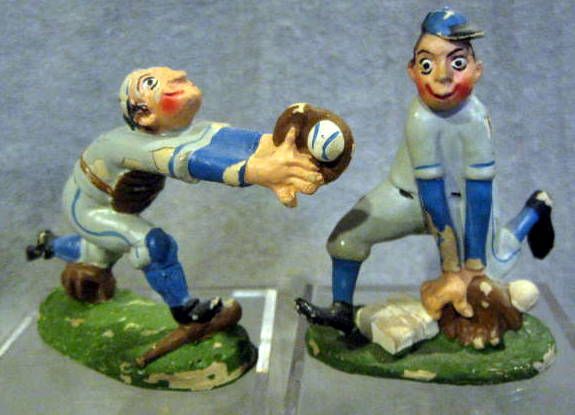 VINTAGE ITALIAN BASEBALL FIGURINES-2