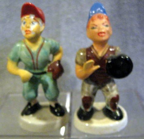 VINTAGE CERAMIC BASEBALL FIGURINES - 4