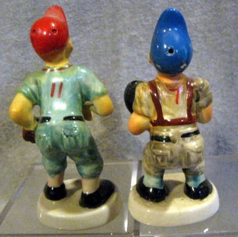 VINTAGE CERAMIC BASEBALL FIGURINES - 4