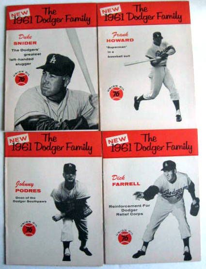 1961 LOS ANGELES DODGERS UNION OIL PLAYER PAMPHLETS w/SNIDER & ALSTON